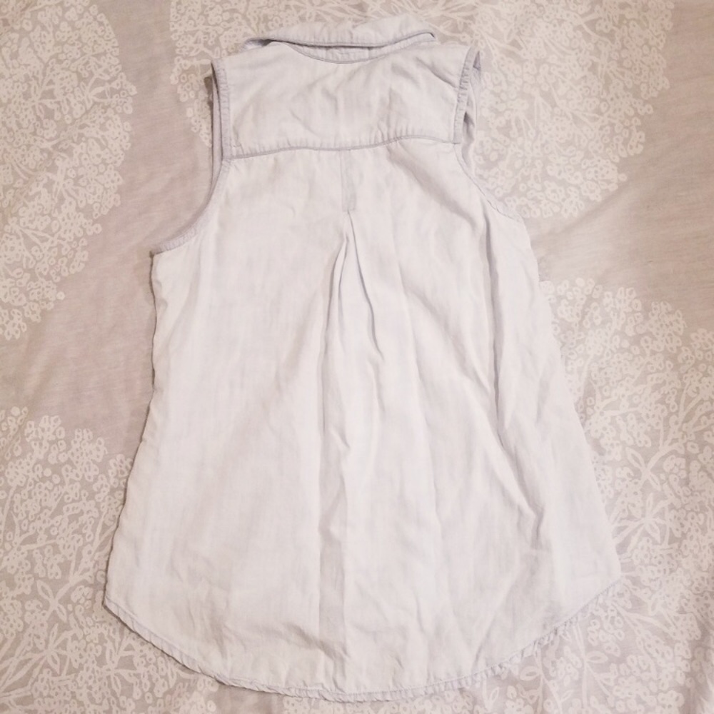 Anthropologie Cloth & Stone Chambray Top S EUC!